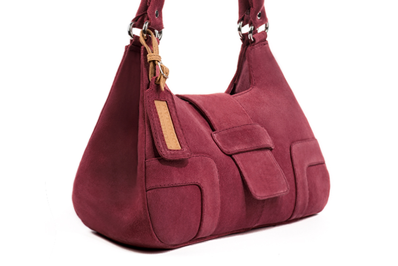 Raspberry red women's dress handbag, matching pumps and belts. Front view - Florence KOOIJMAN